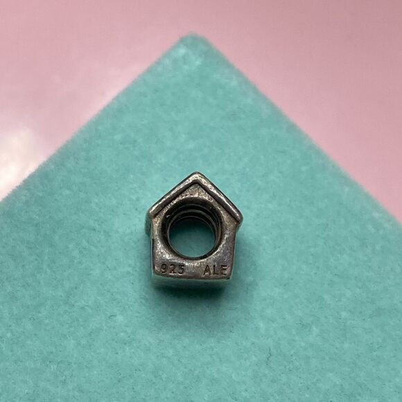 💛 Authentic Sterling Silver Pandora House Charm - Picture 2 of 4